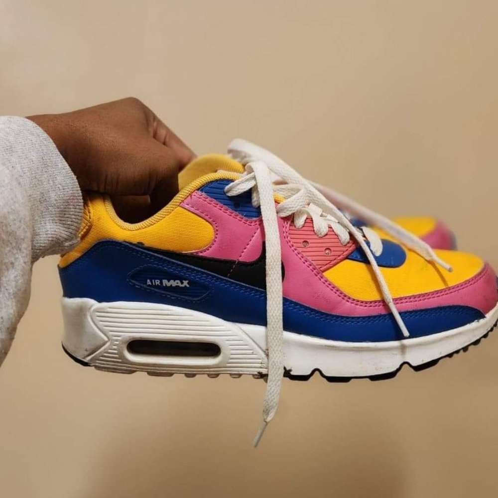 NIKE AIR MAX 90 Multi Color Size 6Y